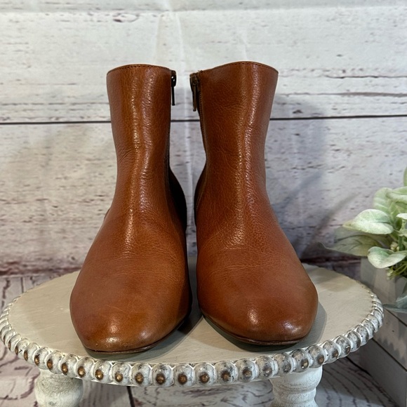 Crown Vintage Tan Caramel Cognac Leather Ankle Booties Size 7.5 - Picture 10 of 15